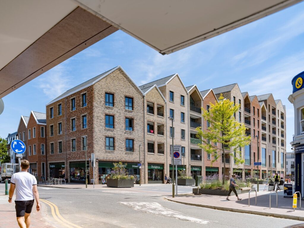 220714 AHMM Egham 9646 Large